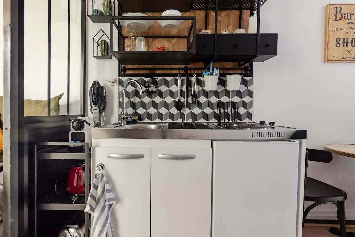 Studio Paris - Metro 7 Cadet - Quartier Faubourg-Montmartre Appartement
