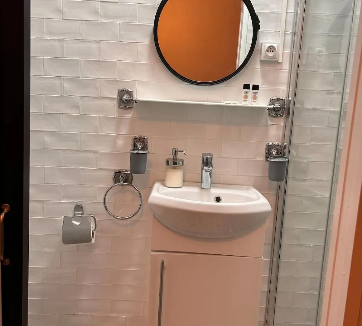 Appartement Studio Paris - Metro 7 Cadet - Quartier Faubourg-Montmartre