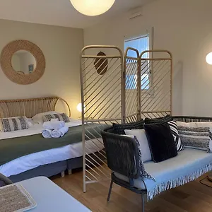 le-nid-des-cedres-magnifique-studio-terrasse-montplaisir.hotels-rhonealpes.com/