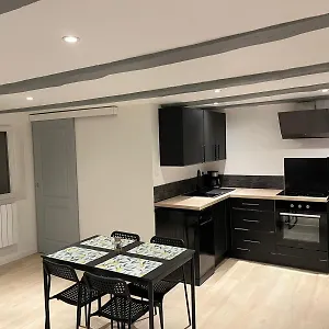 appartement-tout-equipe-centre-ville.midi-pyreneeshotels.com/